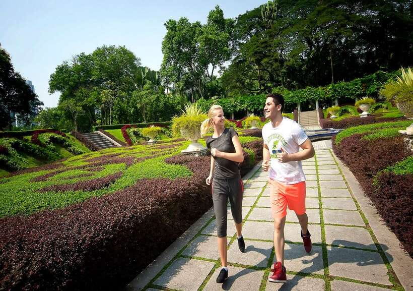Kuala Lumpur: Half Day Group City Highlights Tour - The Petronas Twin Towers photo stop