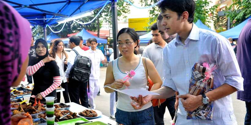 Kuala Lumpur: Half Day Local Food Walking Tour - The short LRT ride changes the setting