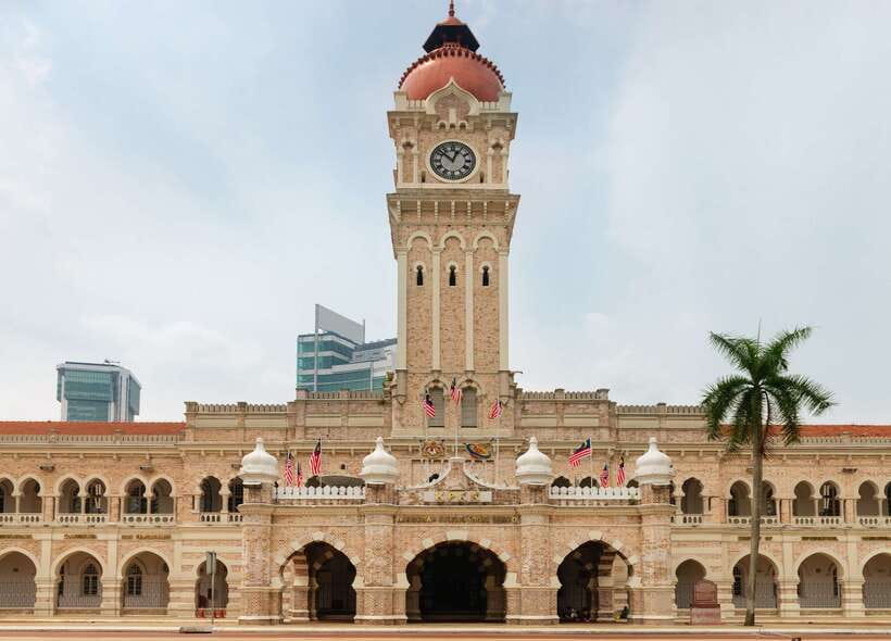 Kuala Lumpur: Half-Day Photo Tour with Petronas Twin Towers - What the six-hour route feels like