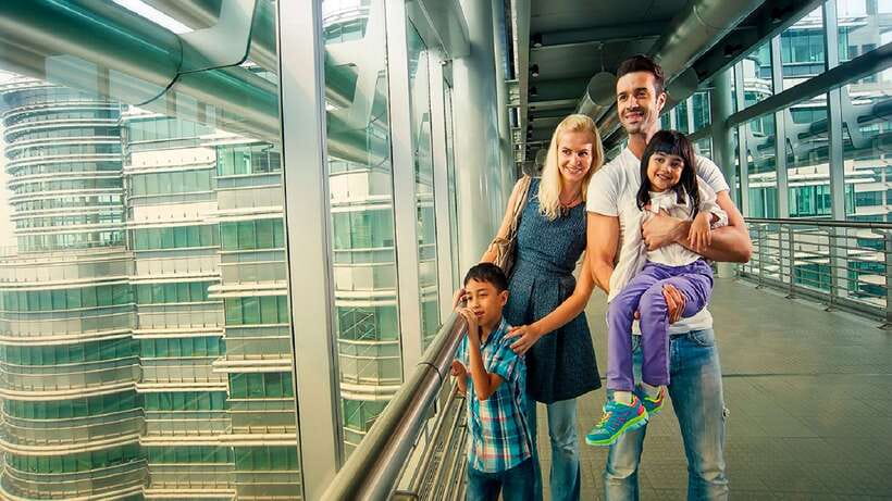 Kuala Lumpur: Half-Day Photo Tour with Petronas Twin Towers - The railway station and the National Museum