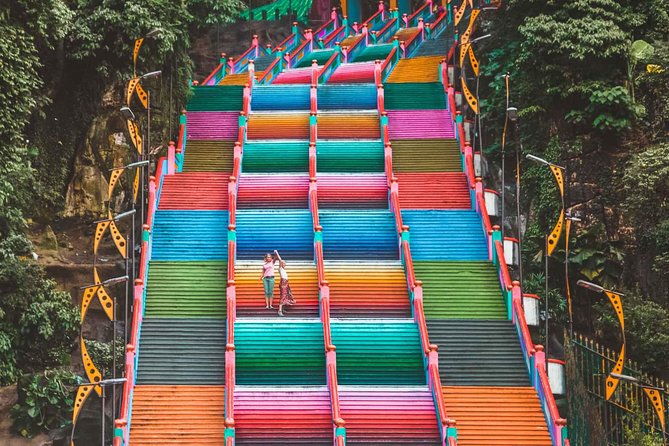 Kuala Lumpur Instagram Tour Most Famous Spots - The National Mosque and Kuala Lumpur’s civic center