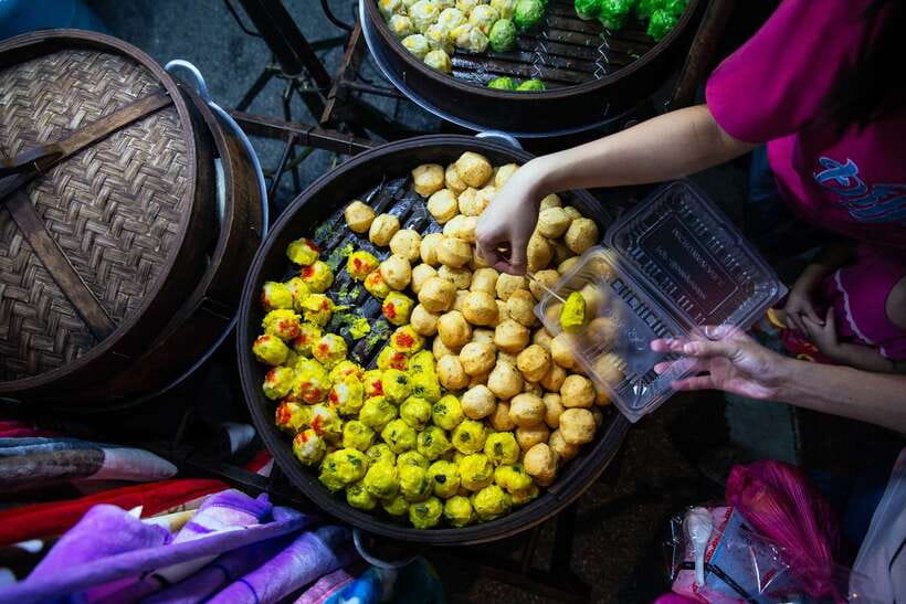 Kuala Lumpur: Local Street Food Night Tour - Why this short Kuala Lumpur food tour works