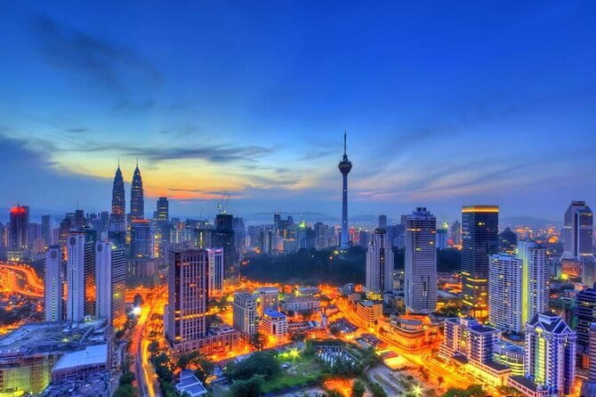 Kuala Lumpur: Nightlife Walking Tour with Local Guide - The Helipad Bar and Live Music