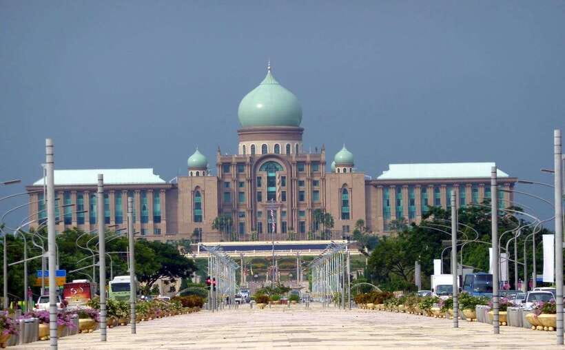 Kuala Lumpur: Putrajaya Tour with Traditional Boat Cruise - Is $30 per person good value?
