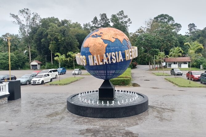 MALACCA DAY TRIP (Price based per Car) - Pickup at 8:00 am and the drive south