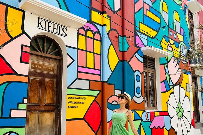 Malacca's Famous Spots: Private Day Tour - Jonker Street brings food, shops, and street life
