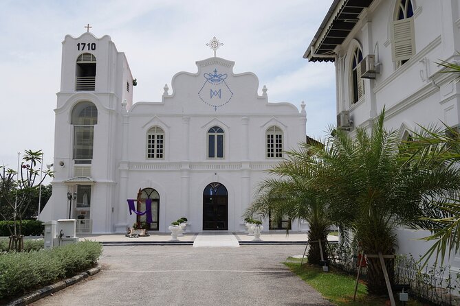 Malacca UNESCO "World Heritage Site" Day Trip with Lunch from KL - St. Francis Xavier Church and St. Paul’s Hill