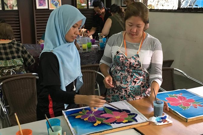 Malaysian Batik Experience-Handkerchief - A useful cultural souvenir, not just a class