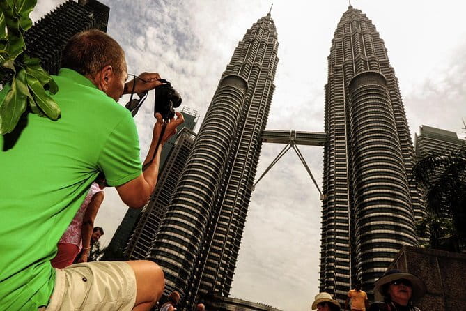 Melaka Full-Day Trip From Kuala Lumpur - Jonker Street is your chance to slow down