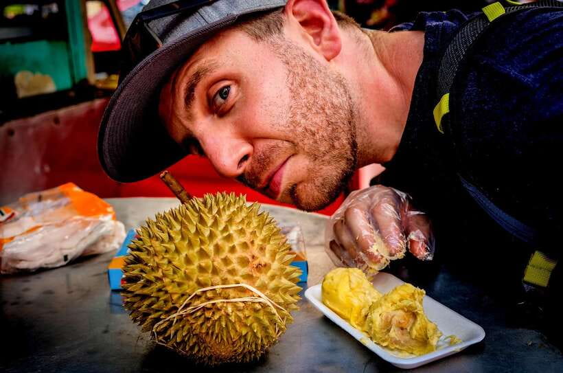 Night Tour of Petronas Twin Towers, Kuala Lumpur - Dinner, Malay dishes, and the Saloma show
