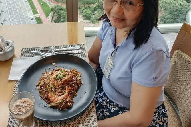 Petronas Twin Towers Special Entrance & Dining With Expert Guide - Why the Petronas Skybridge visit is worth your time
