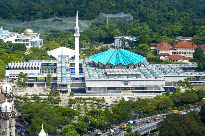 Private Day Kuala Lumpur Photographic Tour With Petronas Twin Tower & Batu Caves - National Mosque and the city’s religious architecture