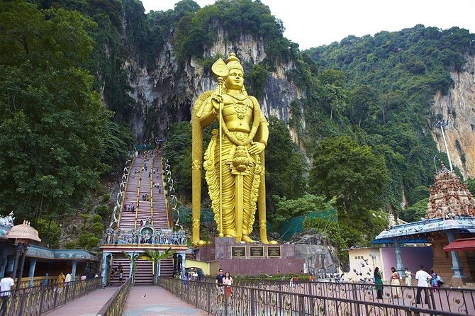 Private Full Day Kuala Lumpur City Tour with the Batu Caves - Batu Caves, the essential stop