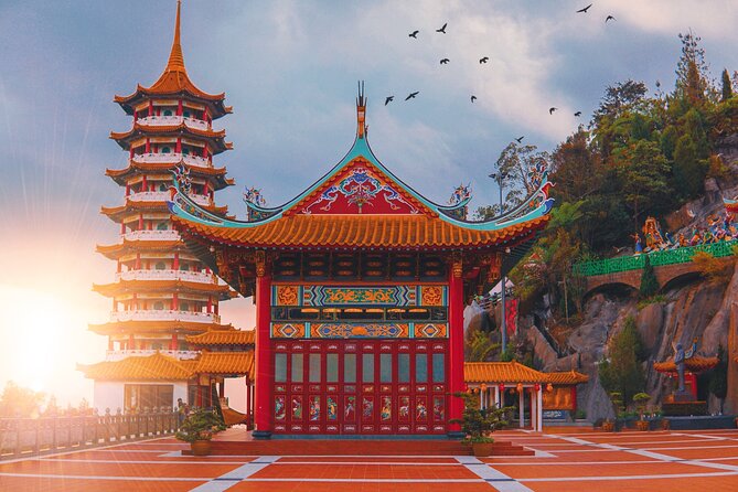 Private Genting Highlands & Batu Caves Trip with Cable Car Ticket - What the private format really means