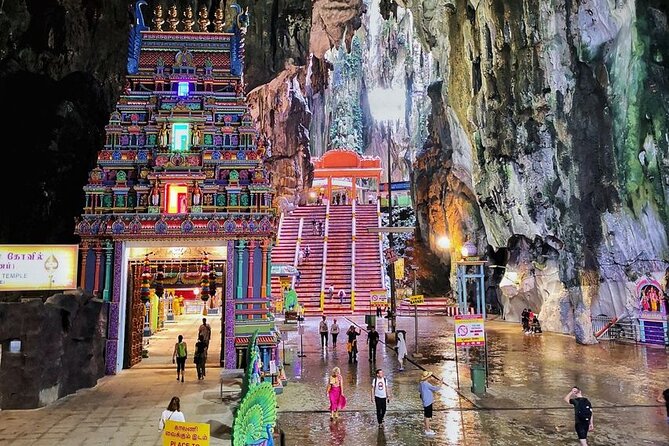 Private Half-Day Batu Caves and Cutural Tour in Kuala Lumpur - A private car changes the feel of the day