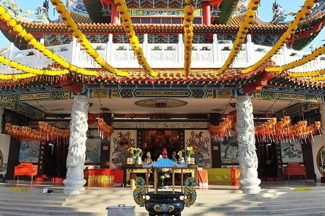 Private Half-Day Cultural Tour in Kuala Lumpur - Batu Caves: limestone, shrines, and a dramatic first stop