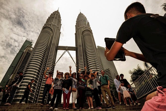 Private Kuala Lumpur Photographic Tour With Petronas Towers & Sky Box K.L Tower - Merdeka Square and Kuala Lumpur’s mixed architecture