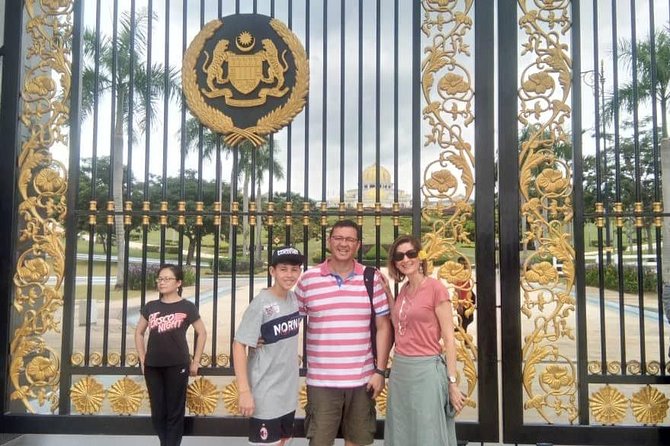 Private Kuala Lumpur Shore Excursions - The Petronas Twin Towers and Kuala Lumpur’s modern face