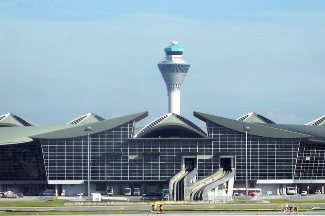 Private Port Klang Cruise to Kuala Lumpur City Tour - Central Market for crafts, batik, and a break