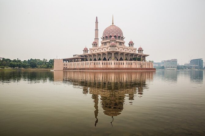 Putrajaya City Tour From Kuala Lumpur - Why Putrajaya makes a good half-day from Kuala Lumpur