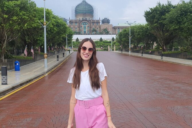 Putrajaya Tour From Kuala Lumpur - Moroccan Pavilion and a change of style