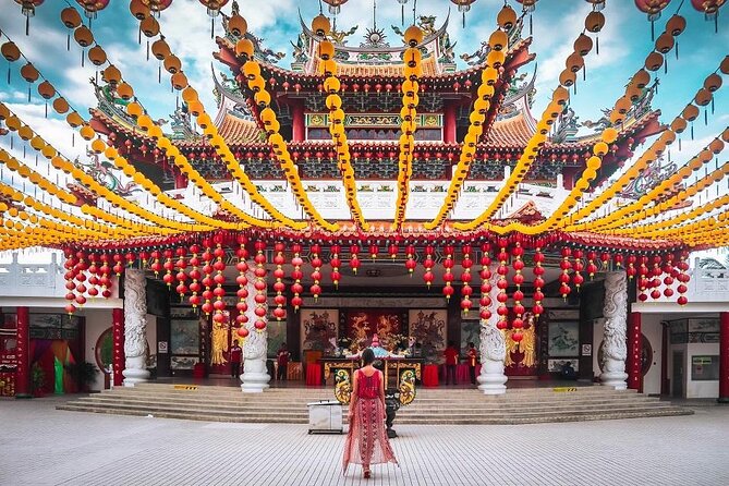 Ten Wonders Of Kuala Lumpur Shared Tour - River of Life and Merdeka Square